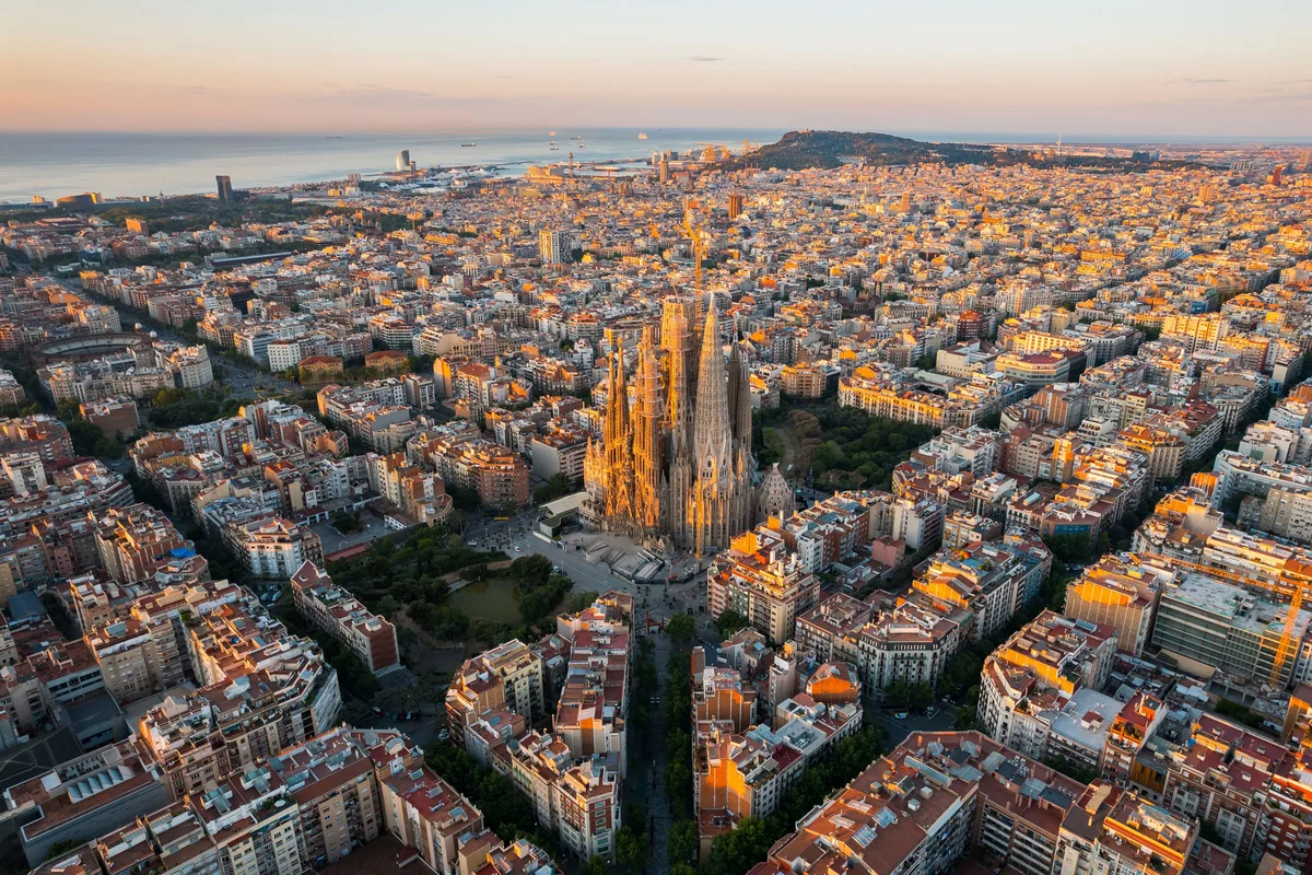 Spain's IT Outsourcing and Digital Economy 2025: Innovation, Infrastructure, and Talent Strategy