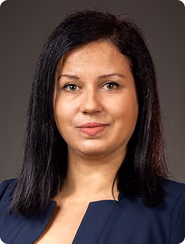 Image of Ivelina who works at Funding Alliance