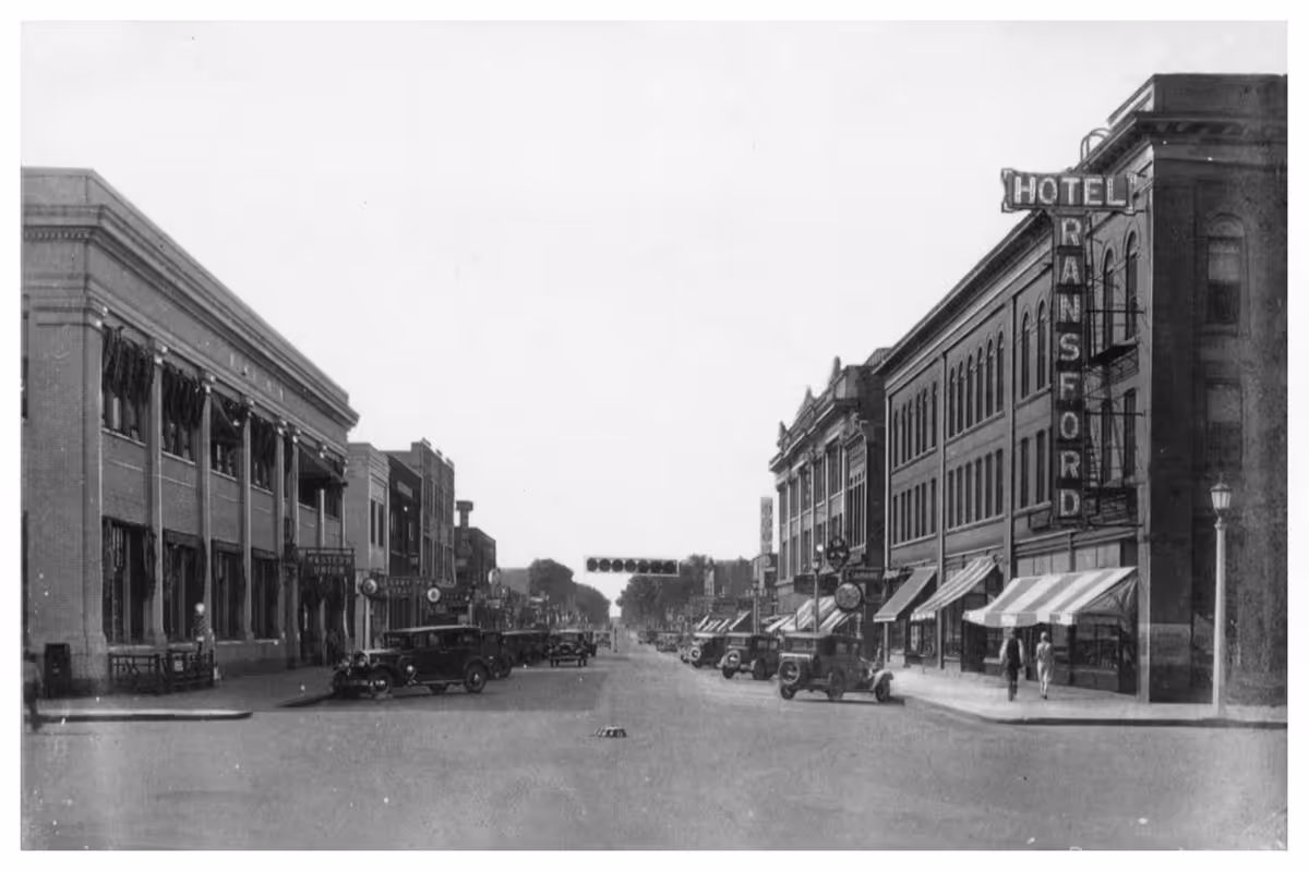 Main street in Brainerd in 1930
