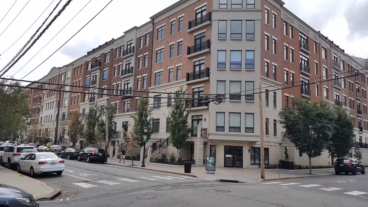 Large apartment in Hoboken