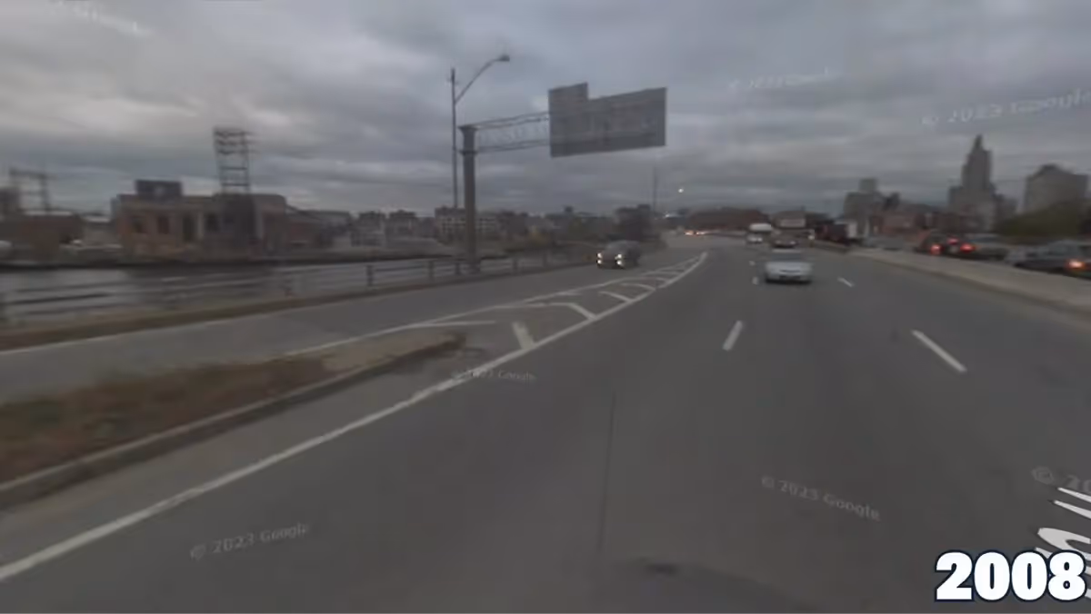 Google photo from 2008 showing highway