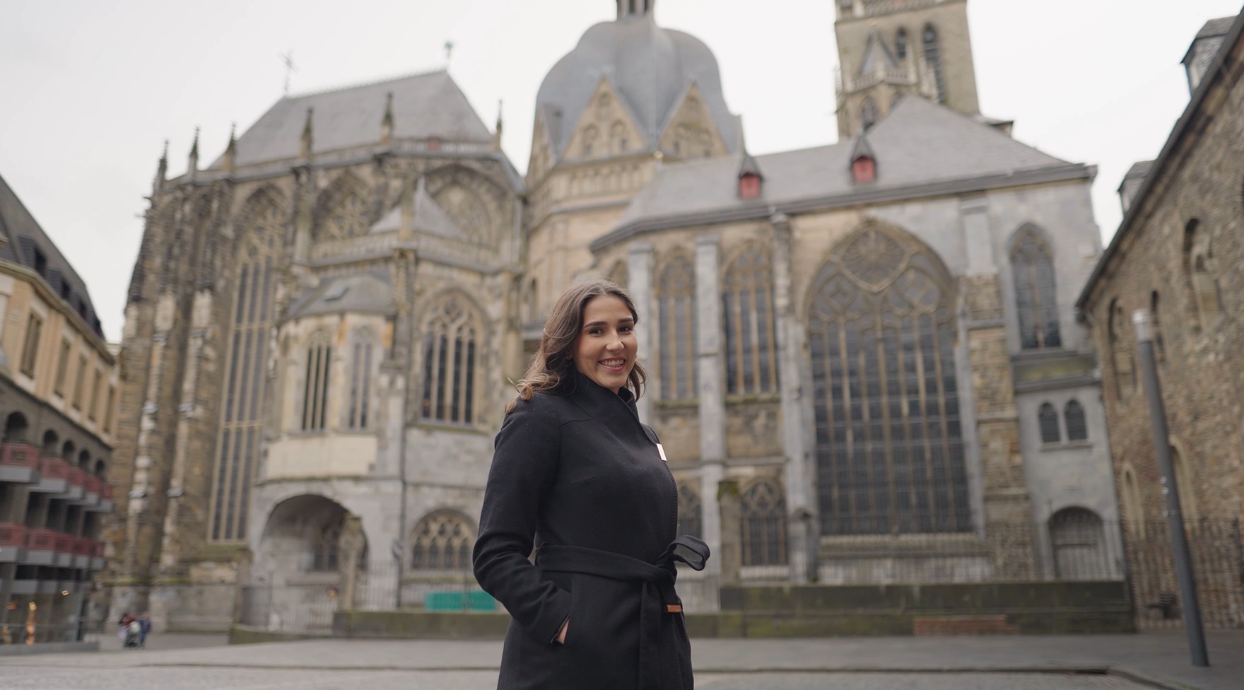 Joline Meens outside cathedral