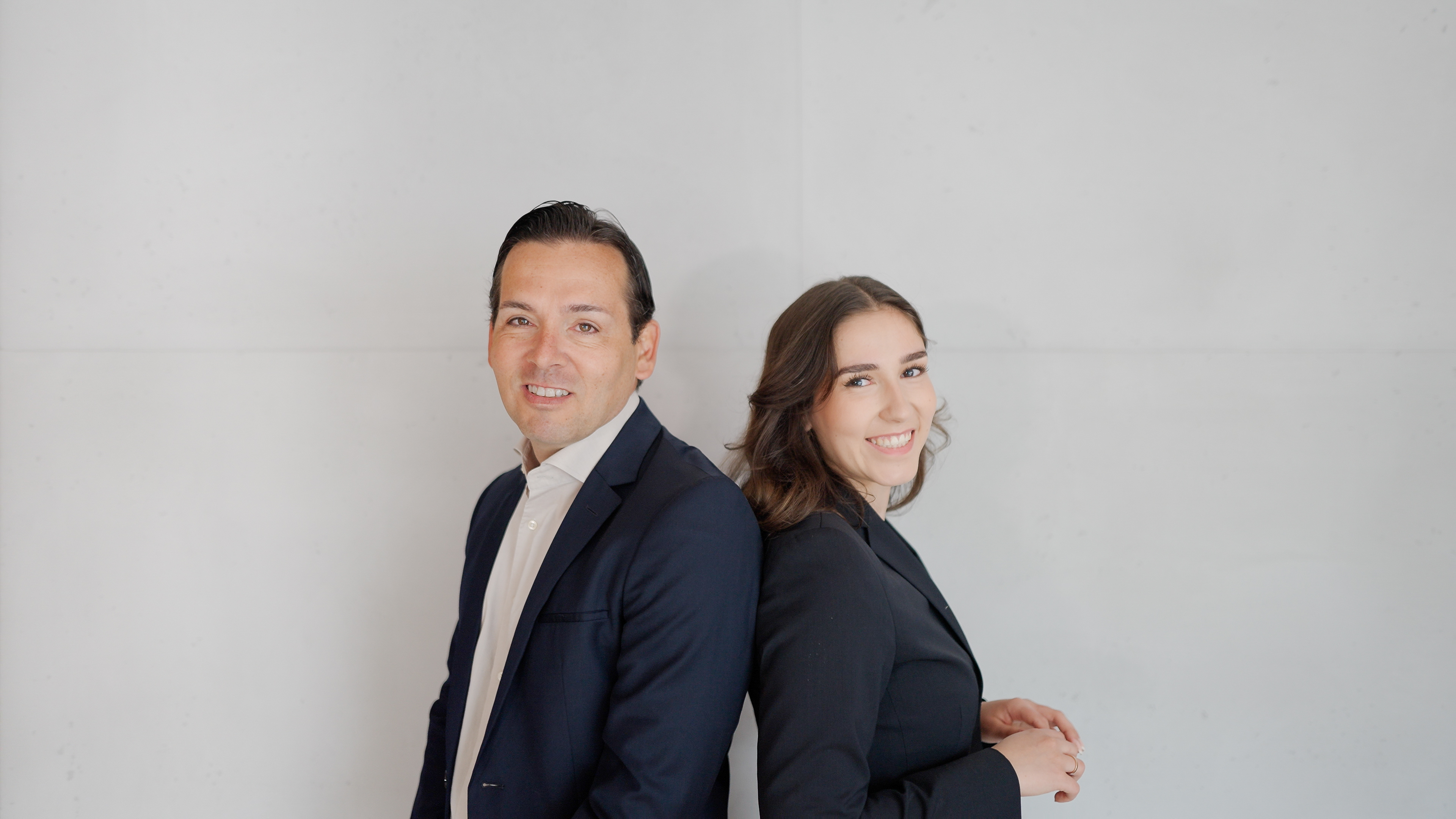 image of customer service area for a trucking company