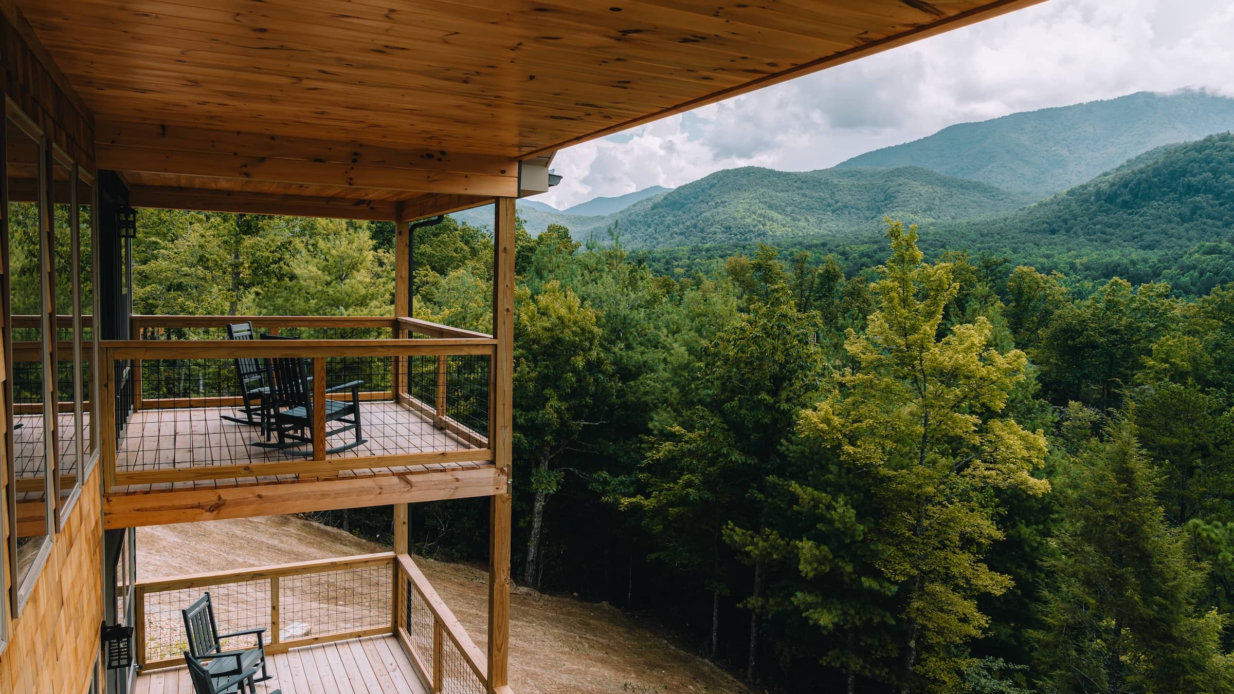 5 bedroom 5 bath cabin near Gatlinburg, TN