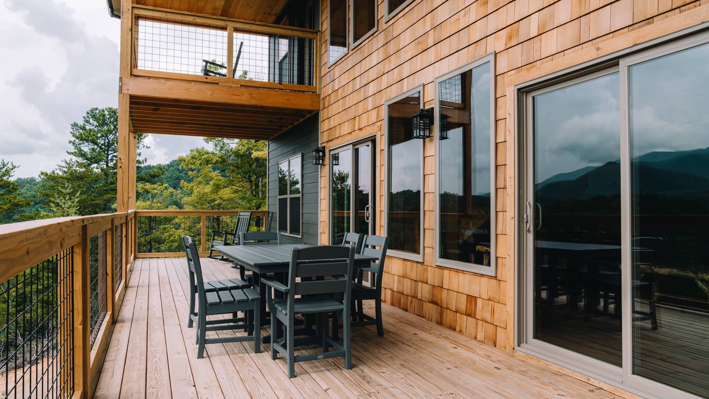 5 bedroom 5 bath cabin near Gatlinburg, TN