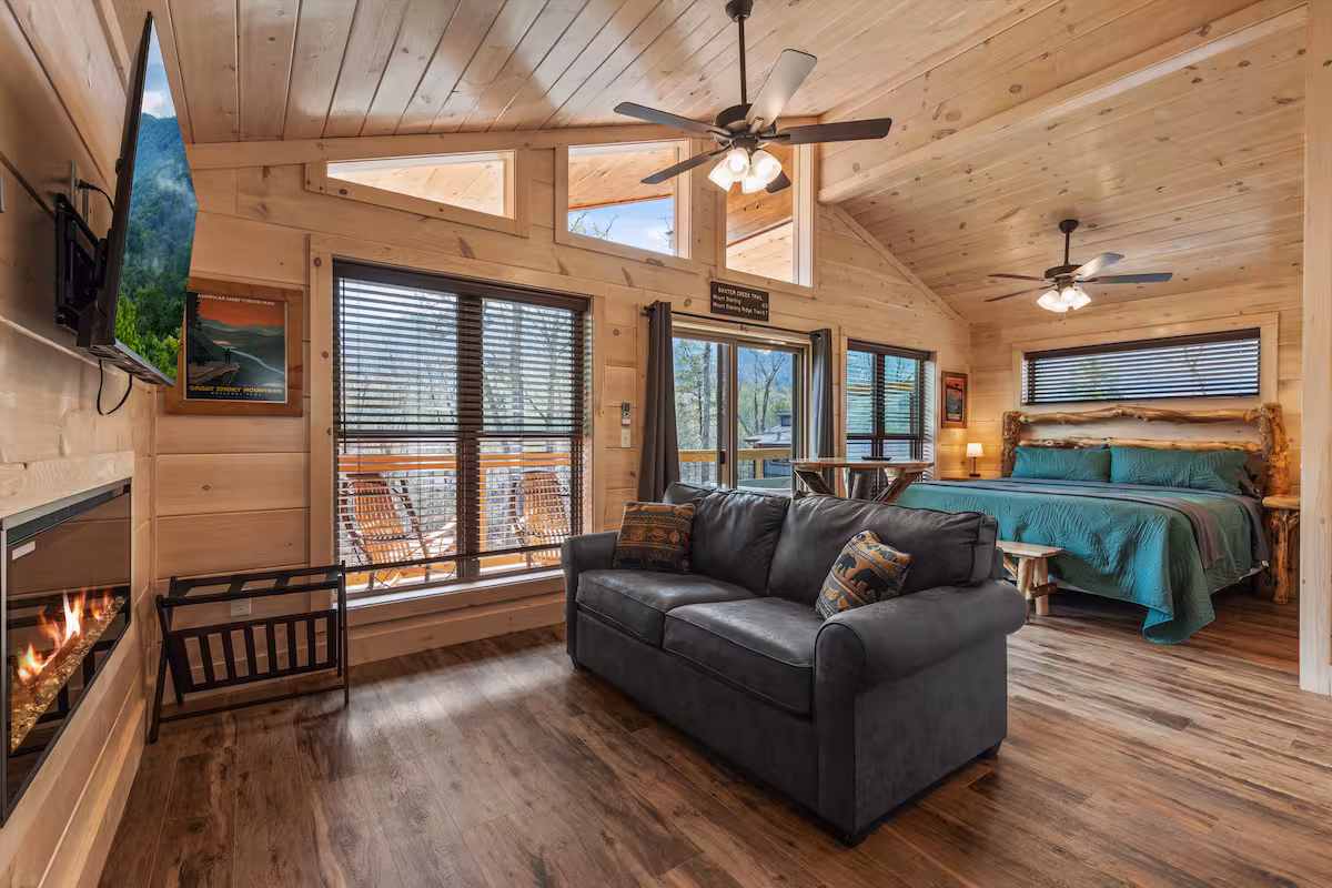1 bedroom 1 bath cabin near Gatlinburg, TN