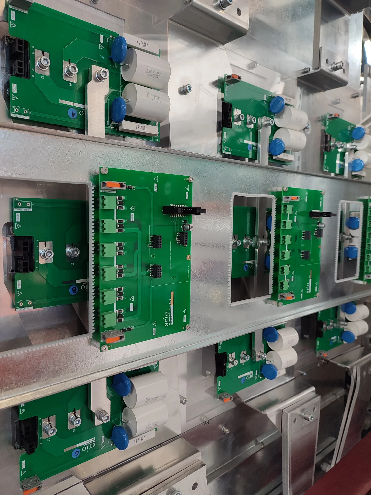 Gate Drivers, Snubber Cards and bus bars in the High Power AC Remote Syncronous Contactor