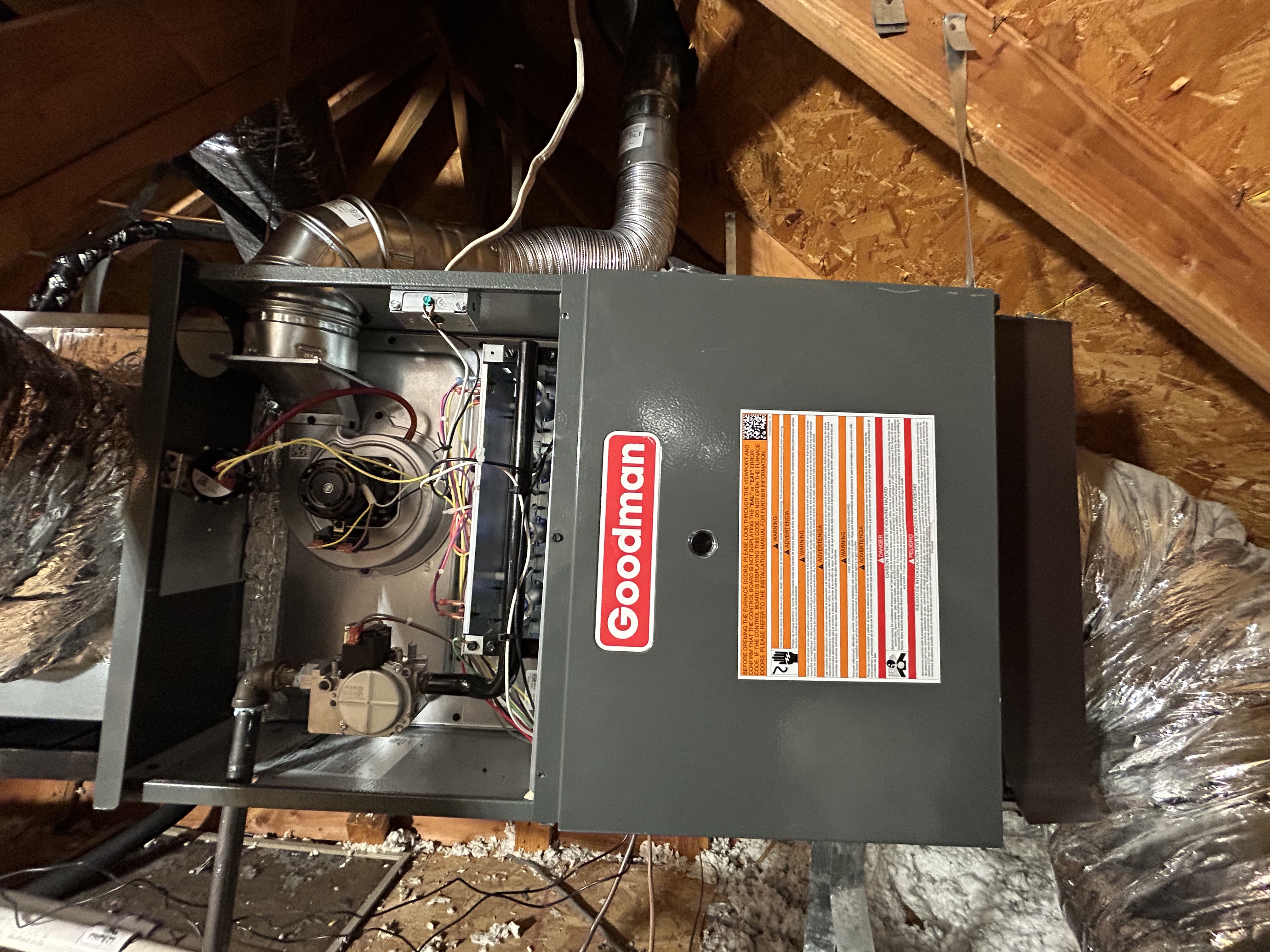 Downstairs HVAC system replacement in Frisco TX with Goodman air conditioner and gas furnace