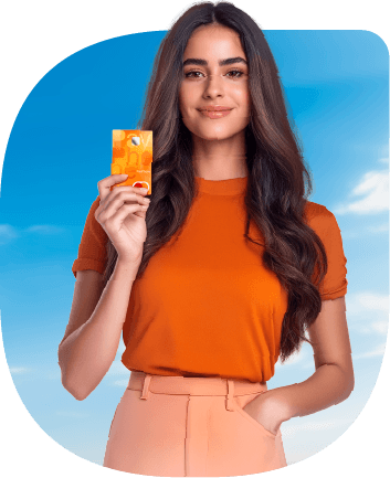 Mujer sostiene la tarjeta Mastercard Payphone en su mano.