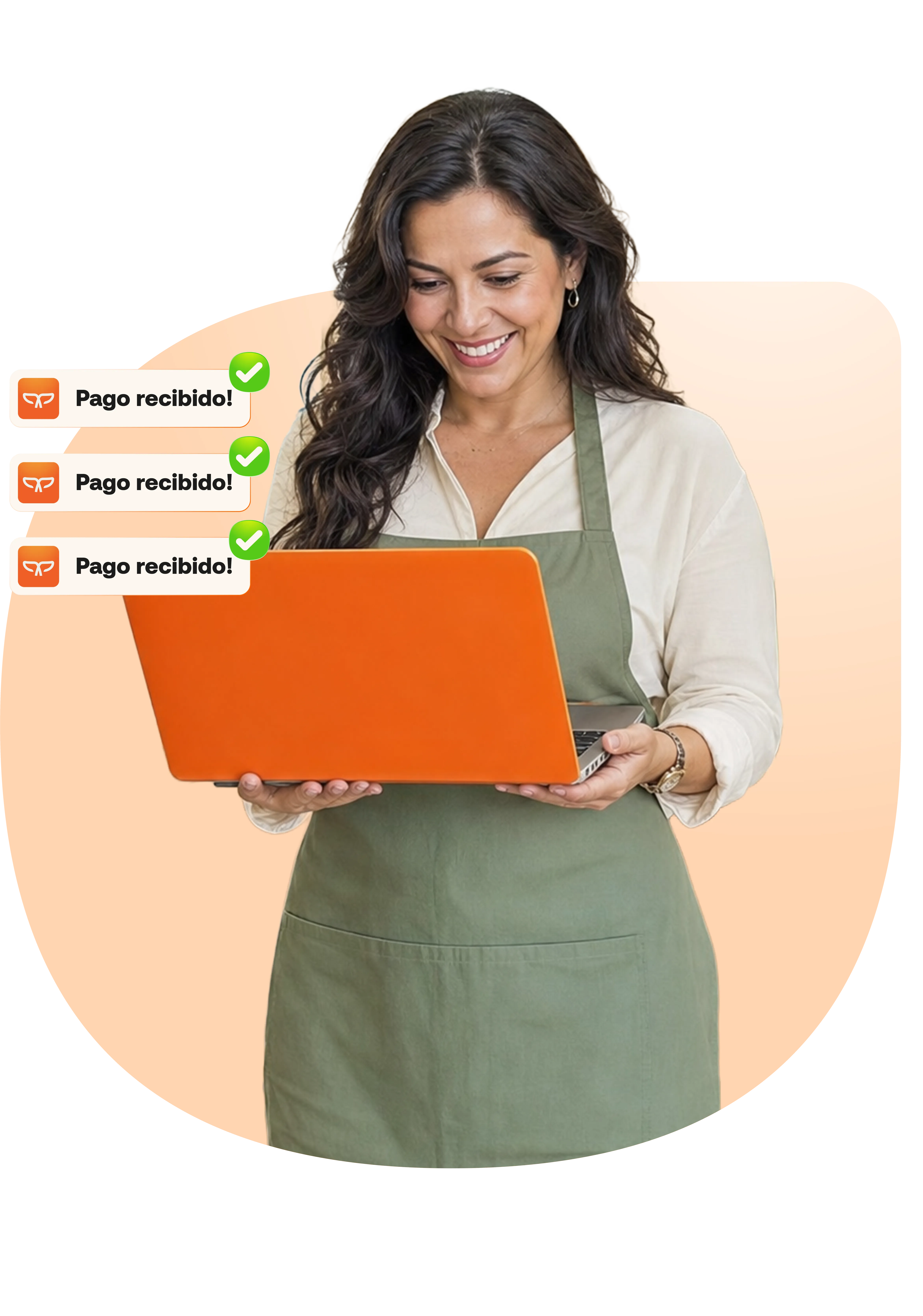 Emprendedora recibiendo notificaciones de pago de Payphone en su laptop