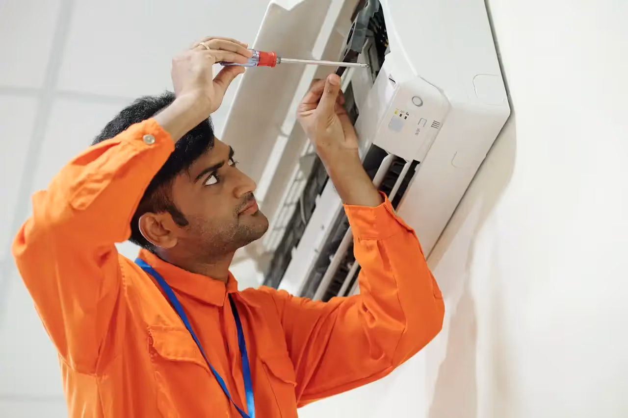 Signs Your Air Conditioning Needs Repair in Kalamazoo, MI