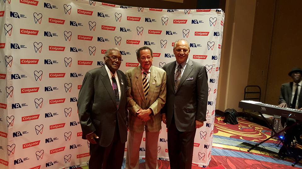 image of a team meeting (for a medical clinic)