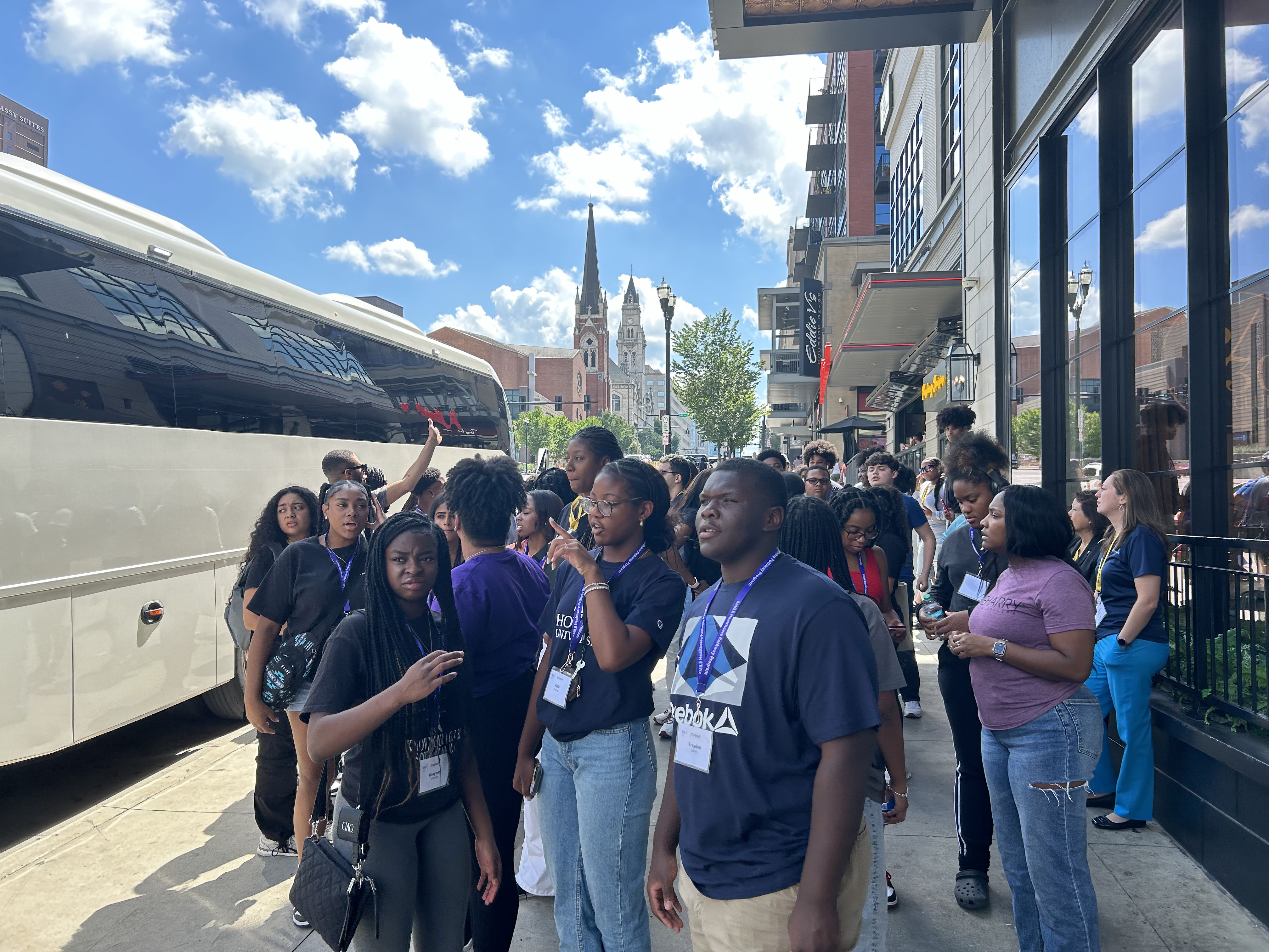 image of a team meeting (for a medical clinic)