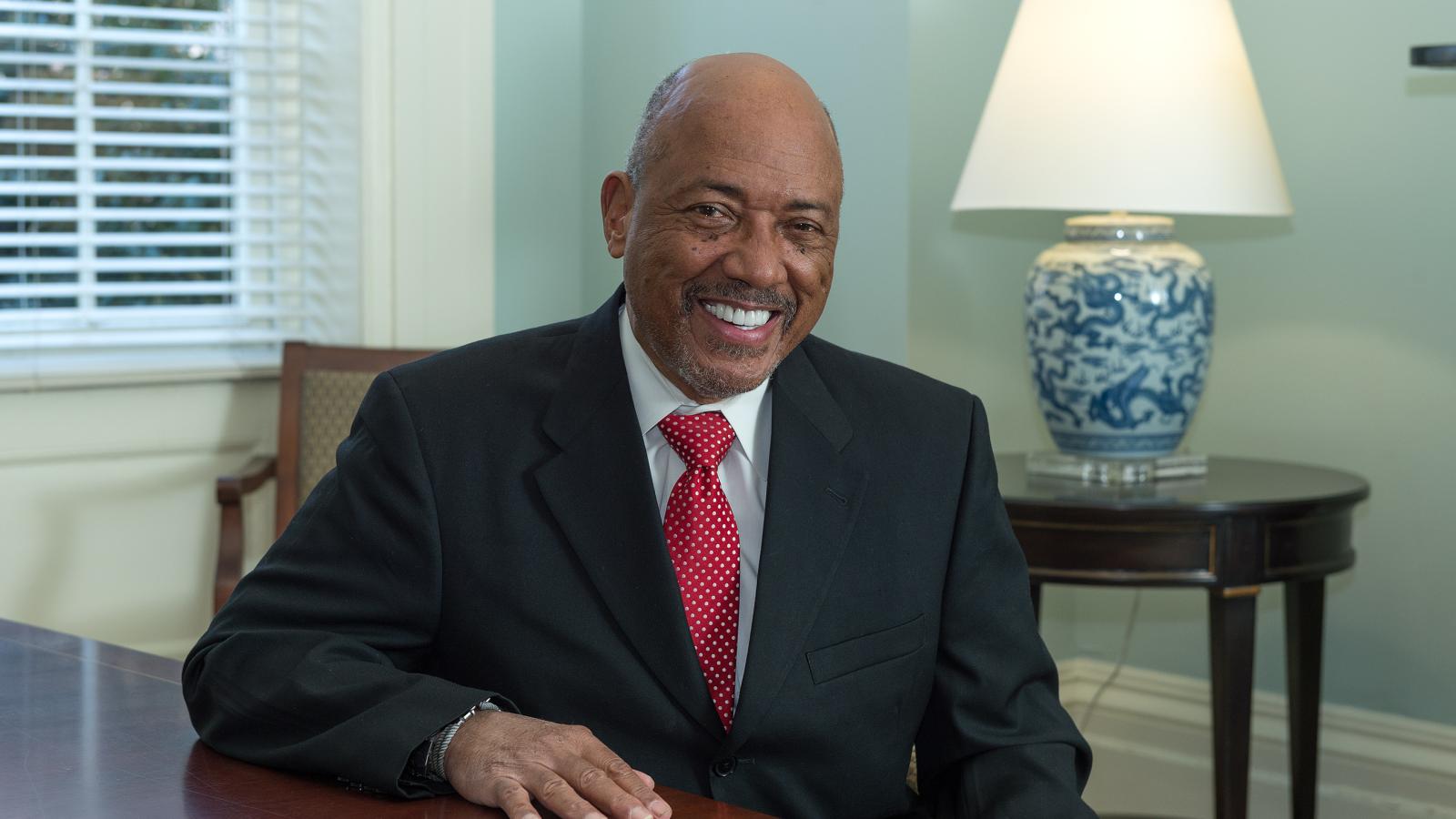 Dr. Randy Adams