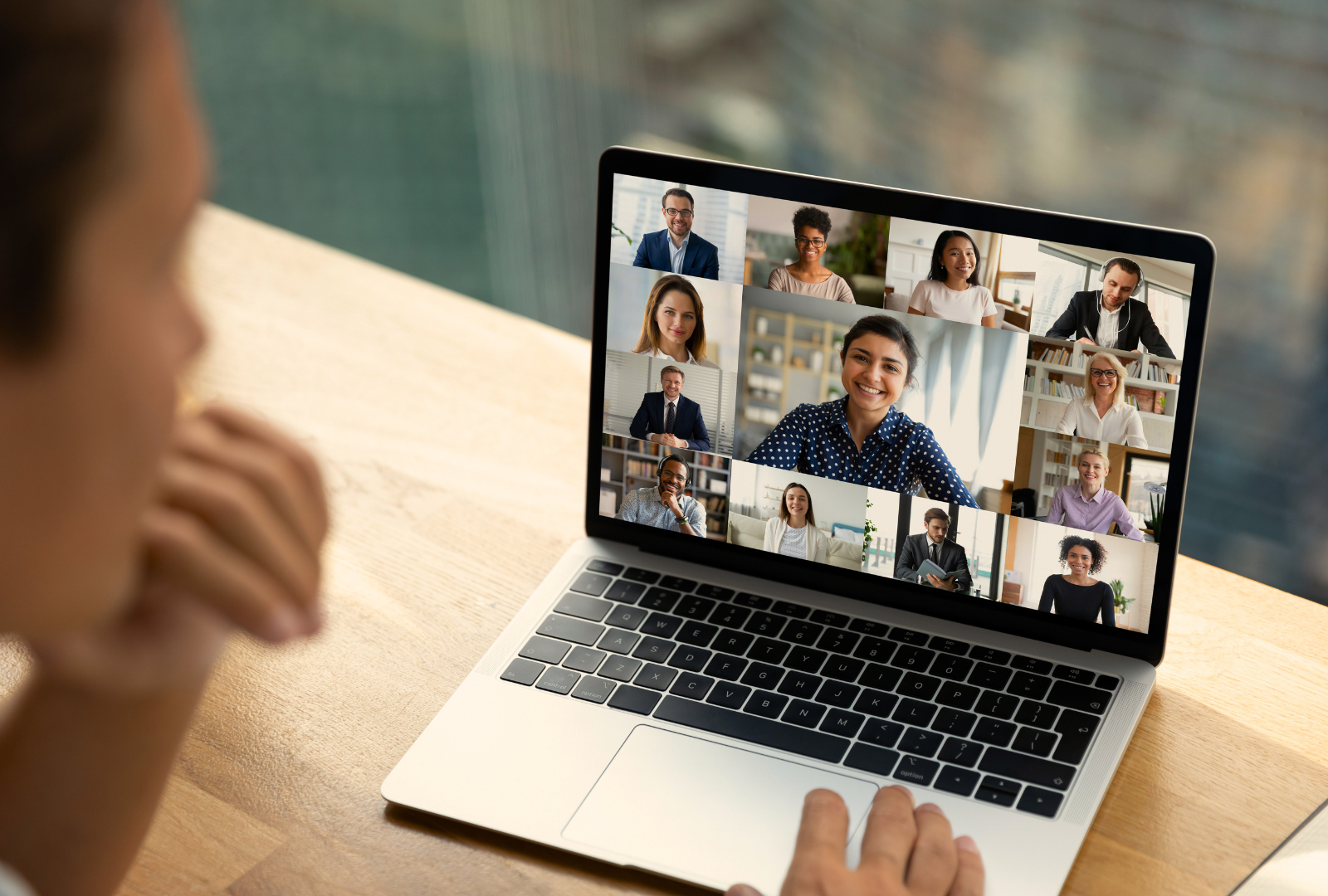 In-House vs. Outsourced Accounting: Which Is Right for Your Business? 