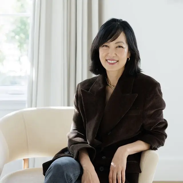 Portrait of Eve Rodsky, New York Times bestselling author.