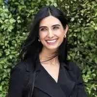 Portrait of Eve Rodsky, New York Times bestselling author.