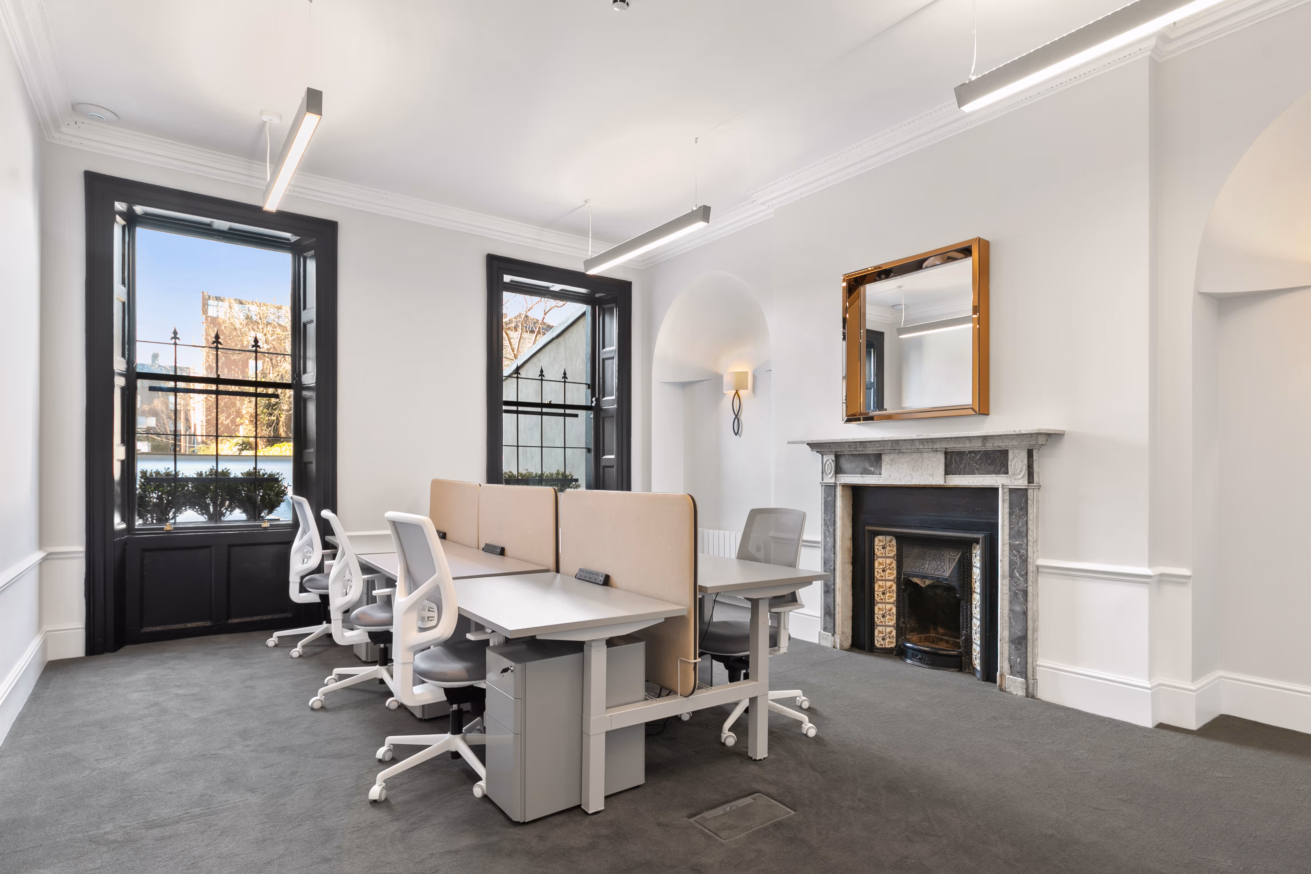 Workstations available at 29 Mount Street Upper