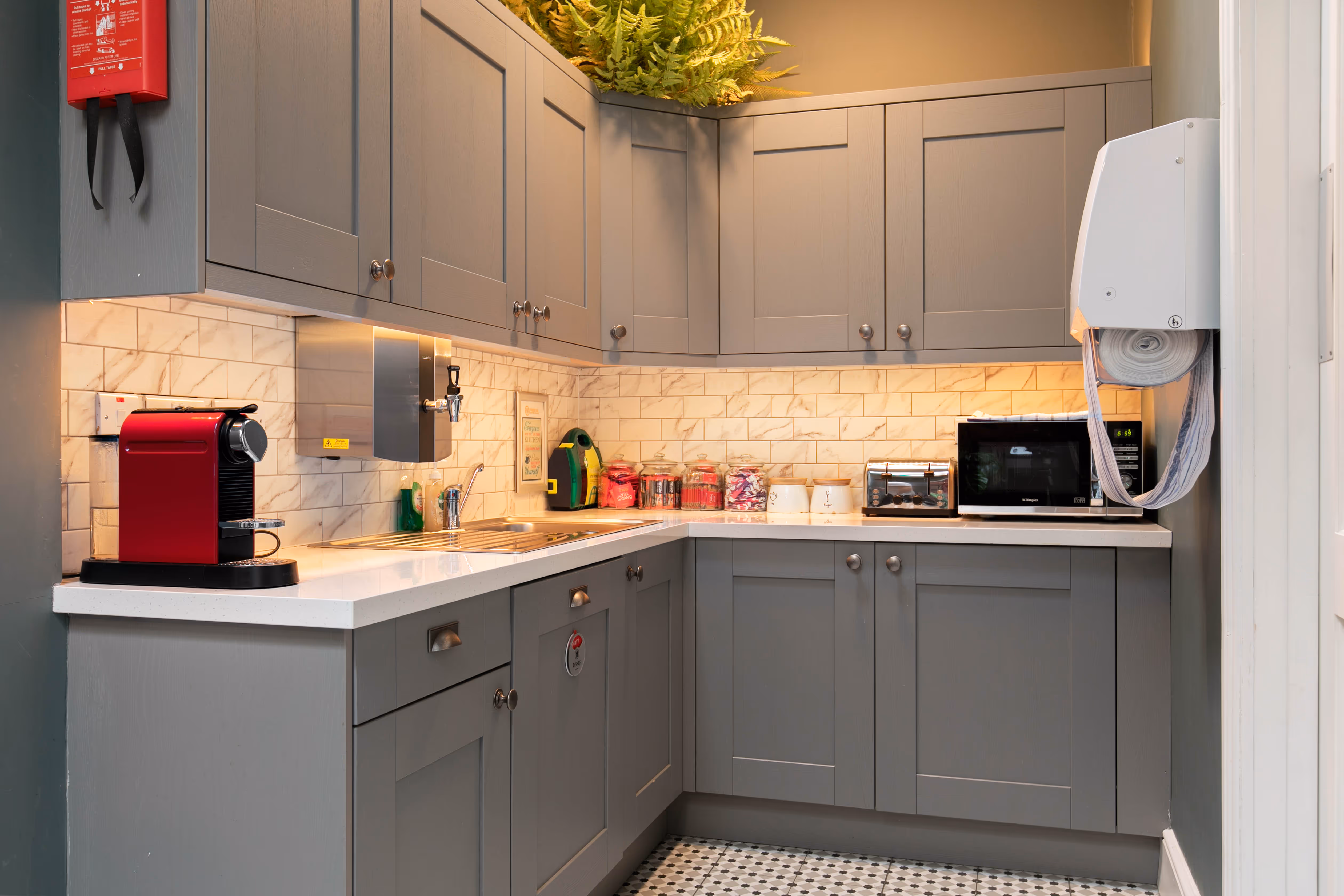 Shared kitchenette at 43 Fitzwilliam Place