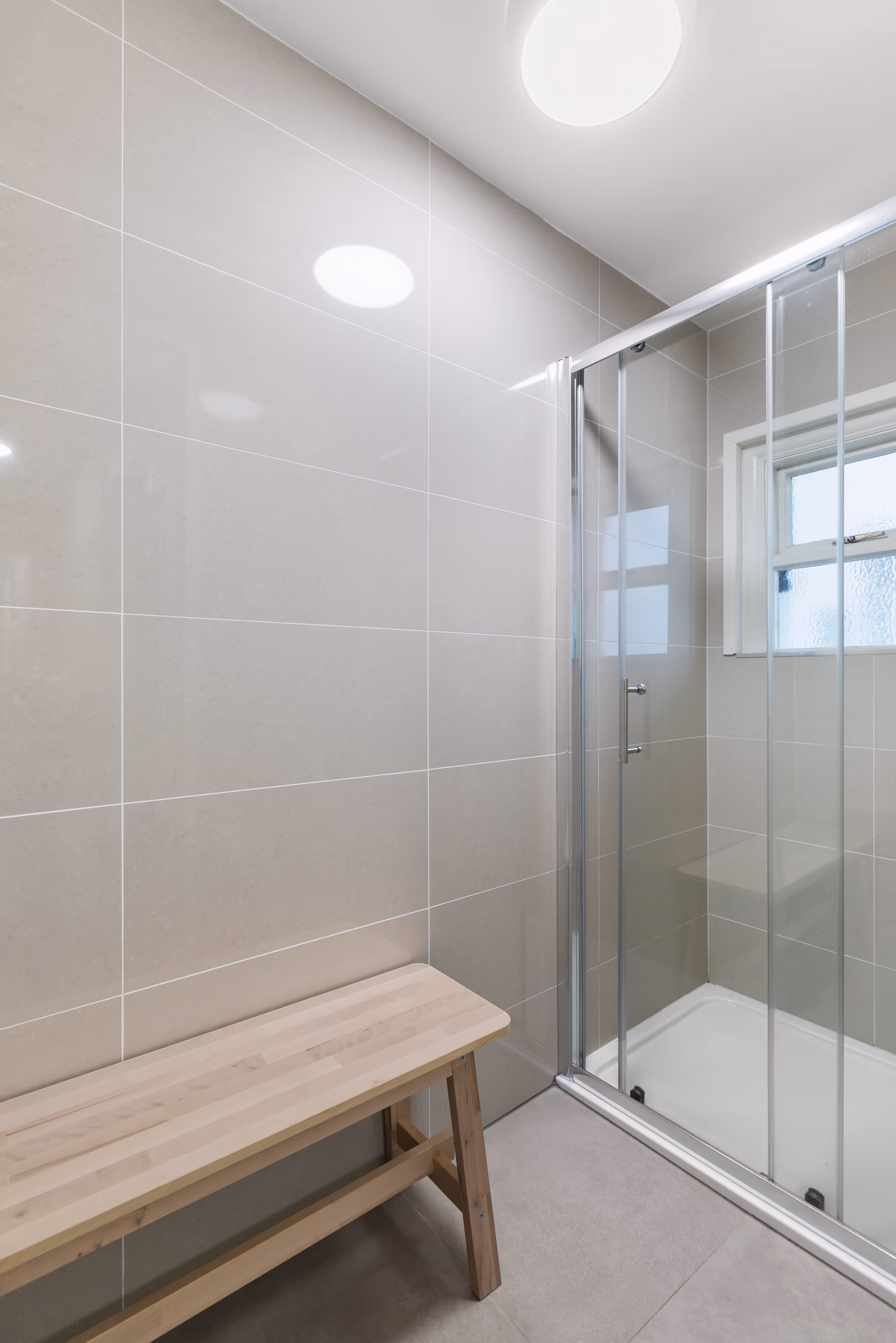 Shower Area at 6 Mount Street Upper