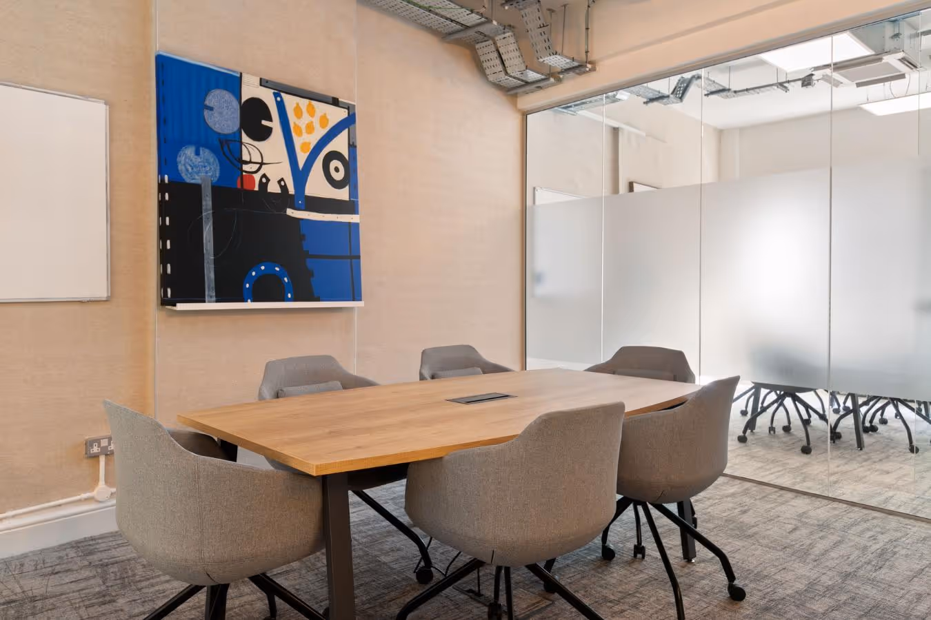 Client-ready meeting space at Clarendon Street