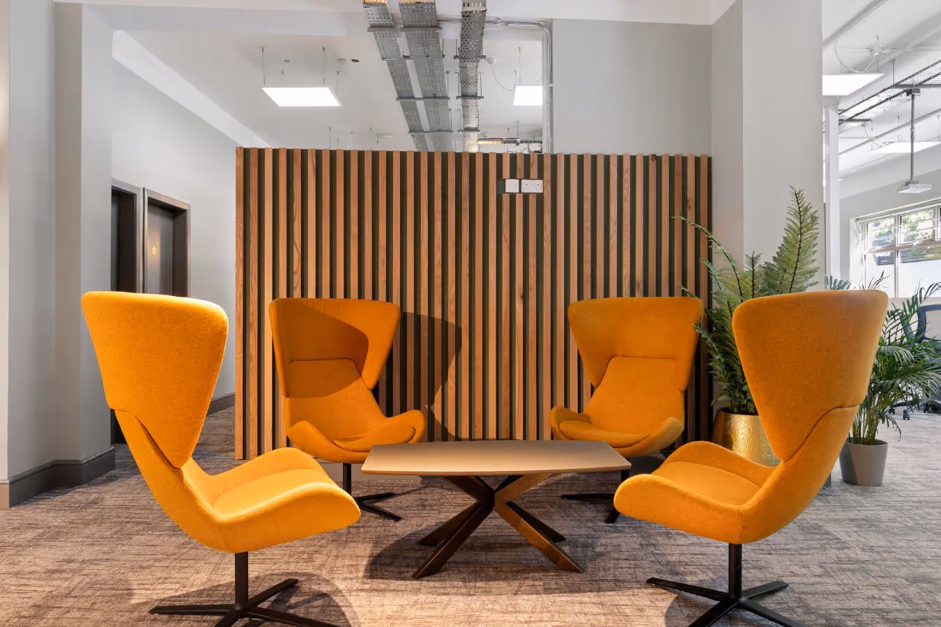 Breakout area inside Clarendon Street