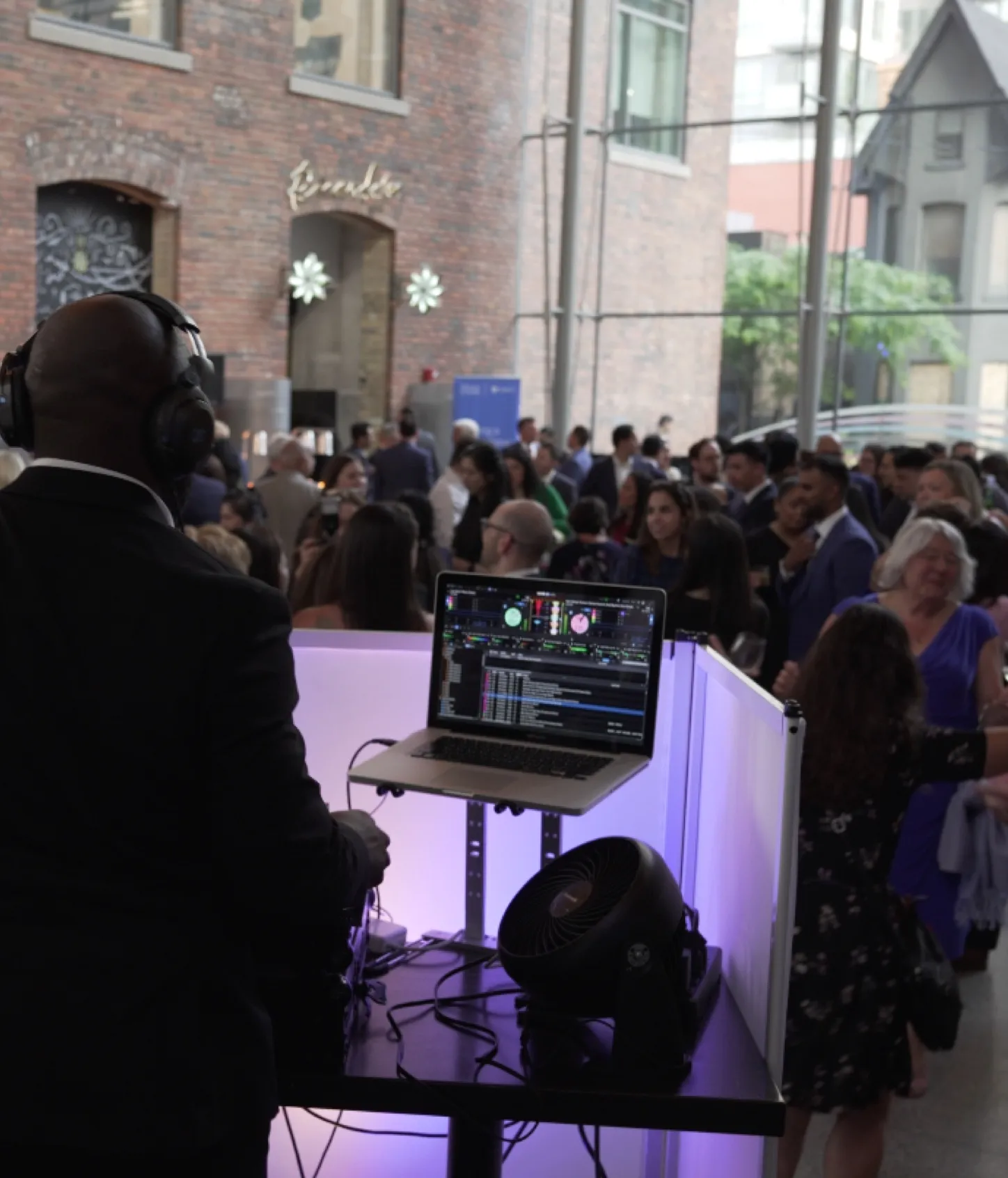 Toronto corporate event band