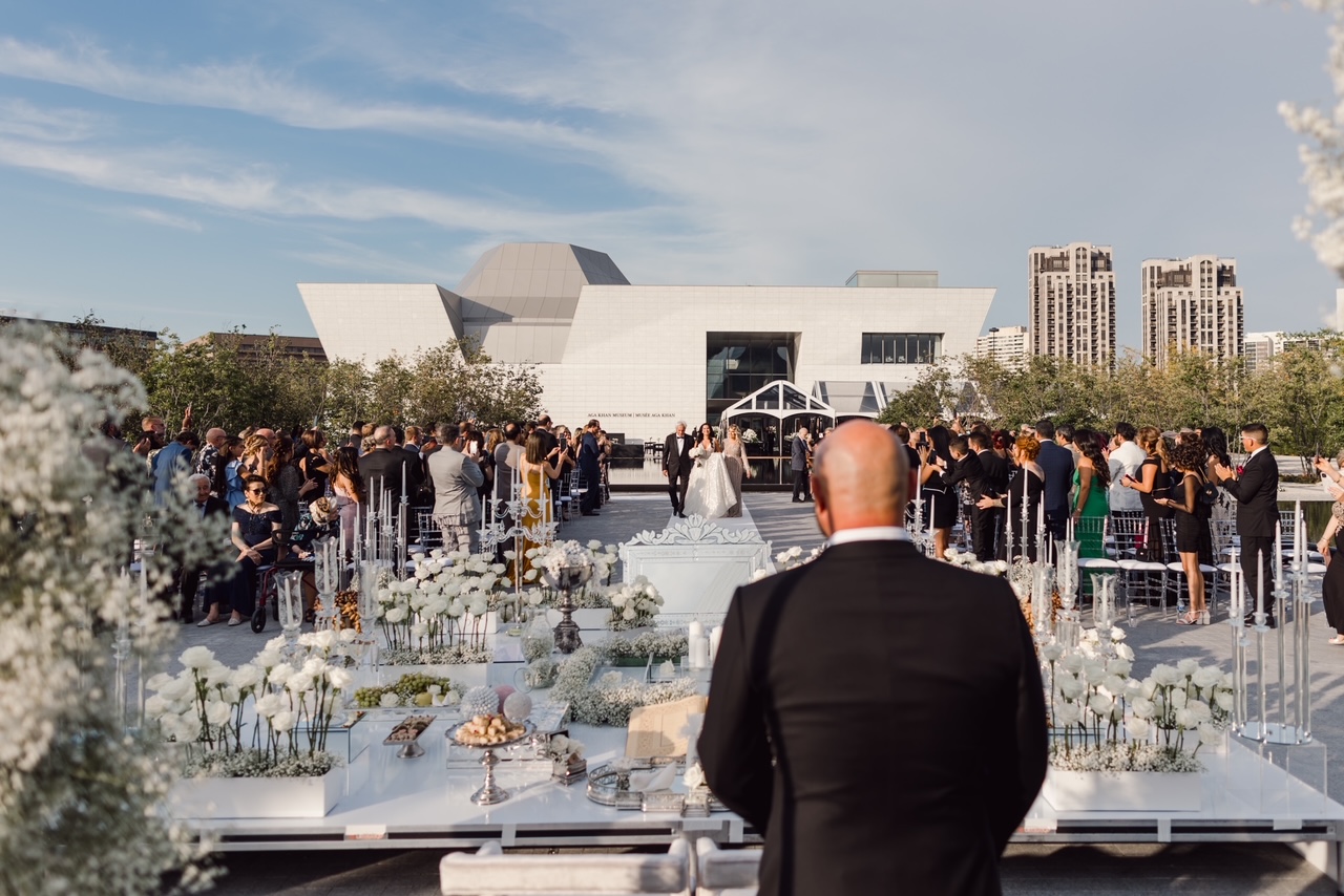 Live band performing at Toronto wedding