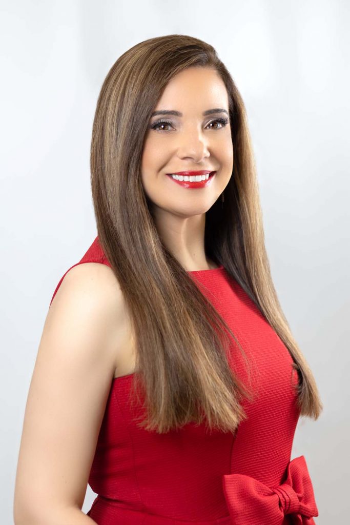 Angelica Di Castro Italian wedding vocalist Toronto