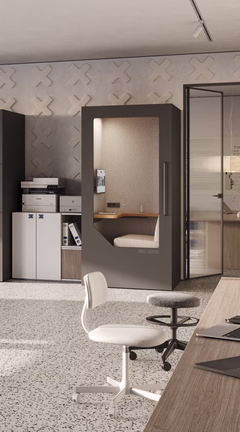 Modern office workspace with Persy Booths for flexible and private work environments