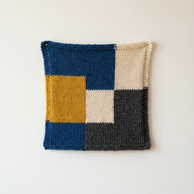 Intarsia – Color blocking without floats (Walter Van Beirendonck, Yang Du) - Detailed Guide to AI Knitwear Using Prompt Presets - The Fabricant Intelligent Tools