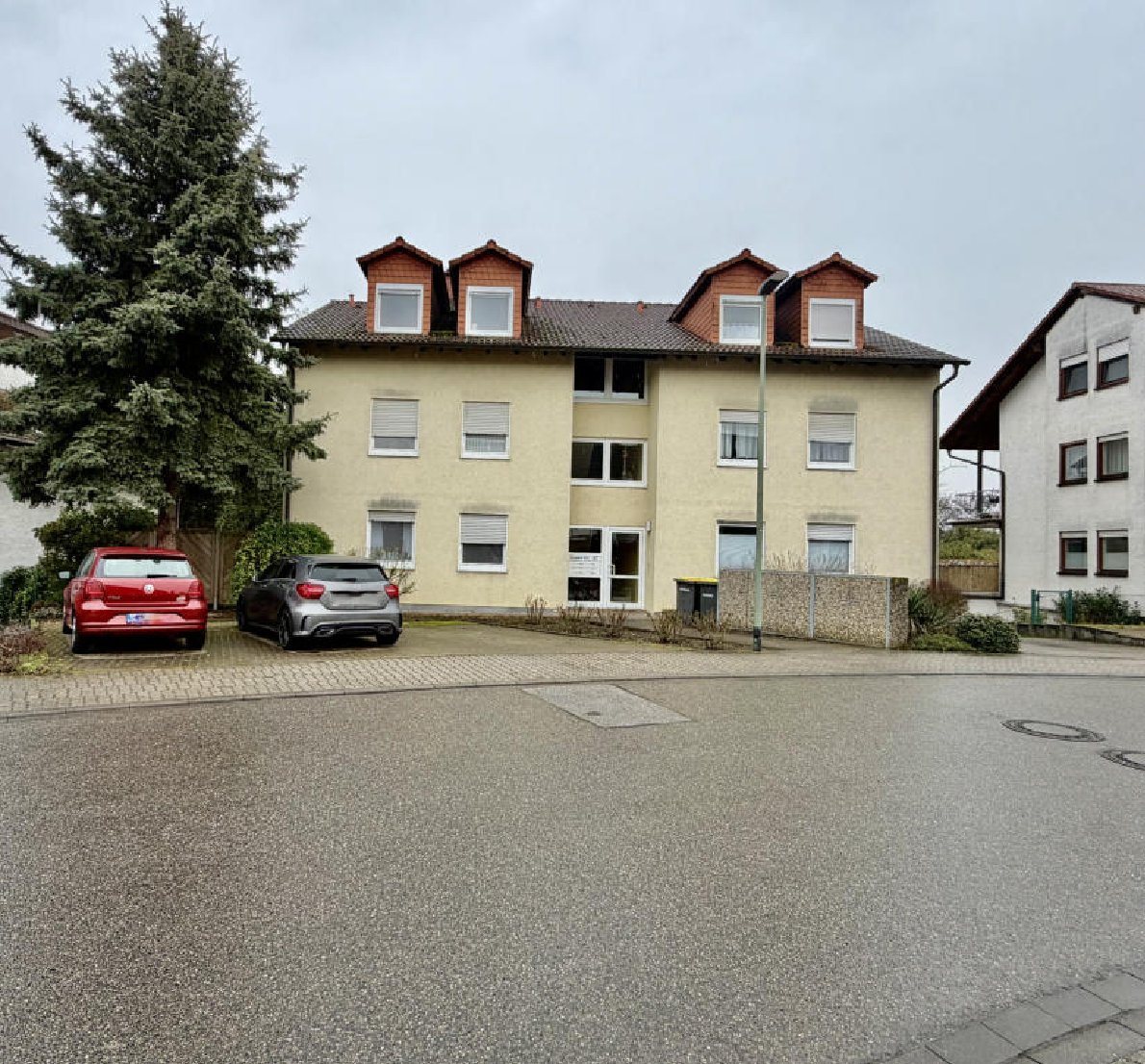 Moderne 3-Zimmer-Wohnung in attraktiver Wohnanlage inkl.Stellplatz