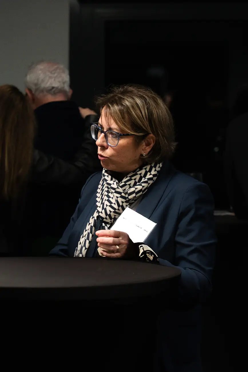 Photo de Carole Collier, directrice de Jaguar, range rover Nîmes
