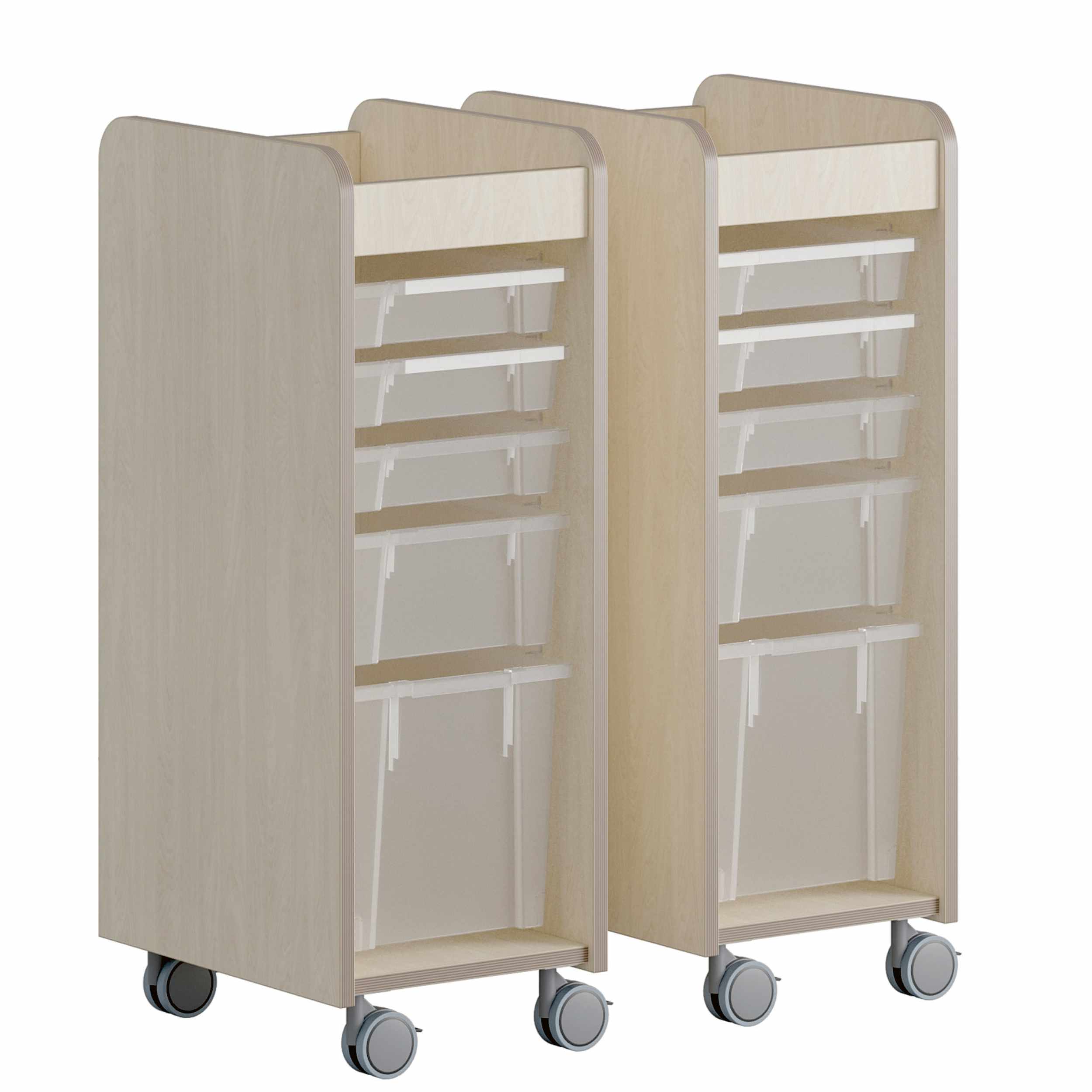 Zwei schmale, halbhohe, nebeneinander stehende Rollwagen aus hellem Holz mit je fünf Materialboxen aus transluzentem Kunststoff