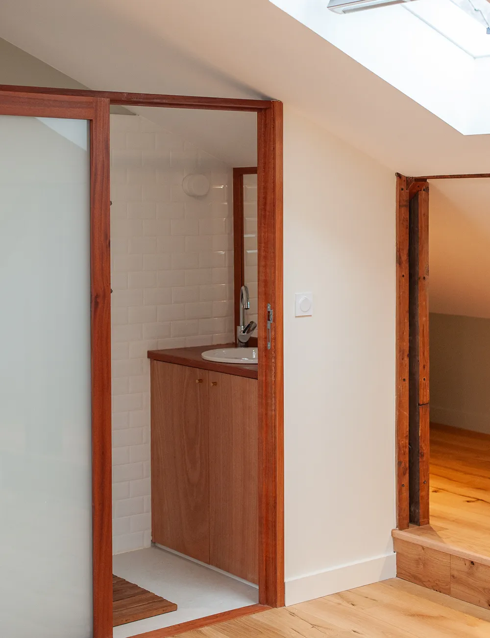 salle d'eau meuble en bois