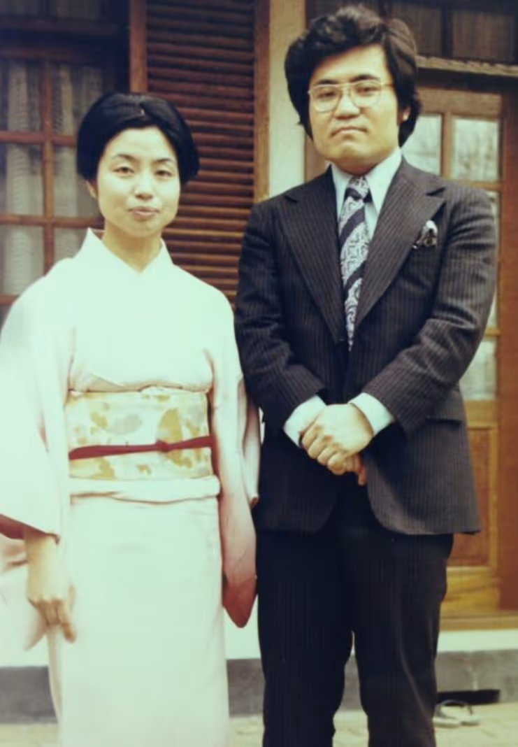 Photo of Naomi and Marie Okada