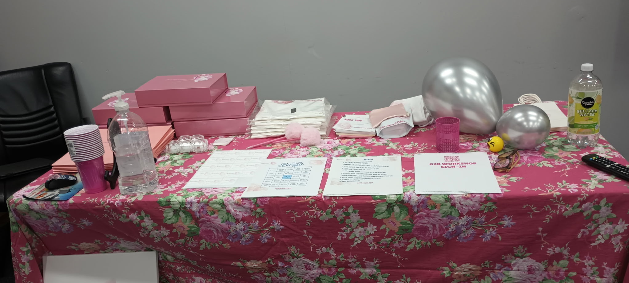 G2B Workshop Picture - Table display