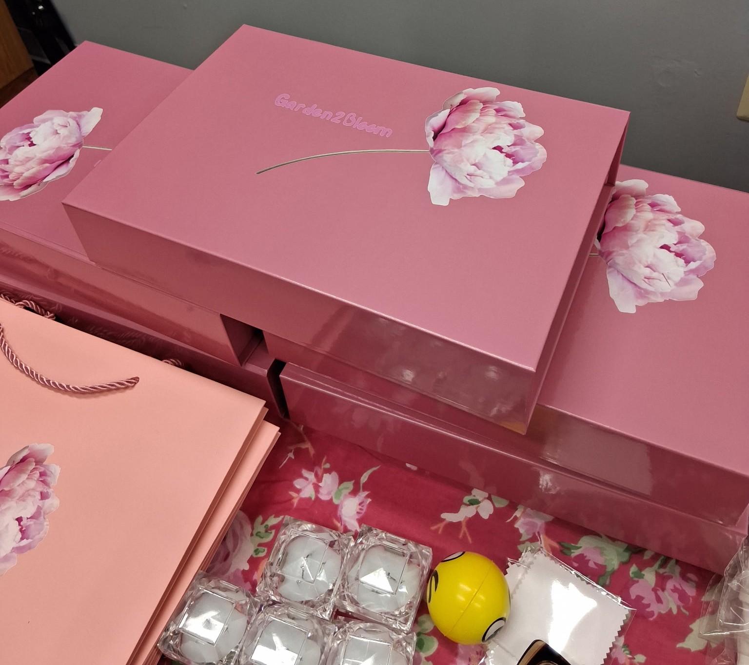 G2B Workshop Picture - Boxes