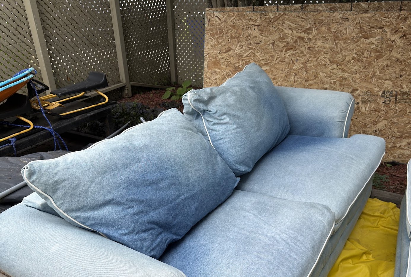 Red Wine Stains on Upholstery: Ottawa Homeowners' Ultimate Removal Guide