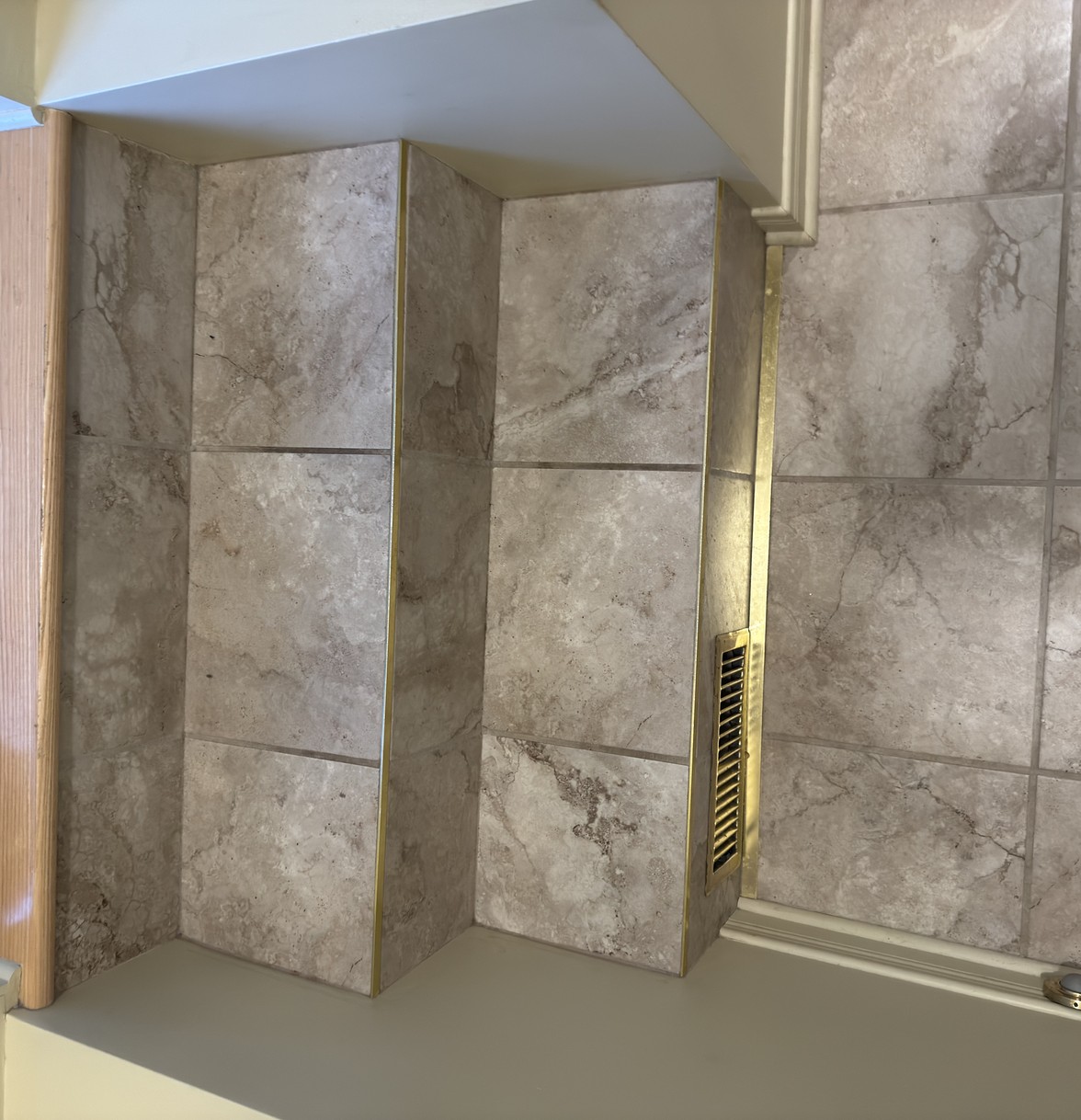 Shower Tile & Grout Cleaning Ottawa: What Really Works