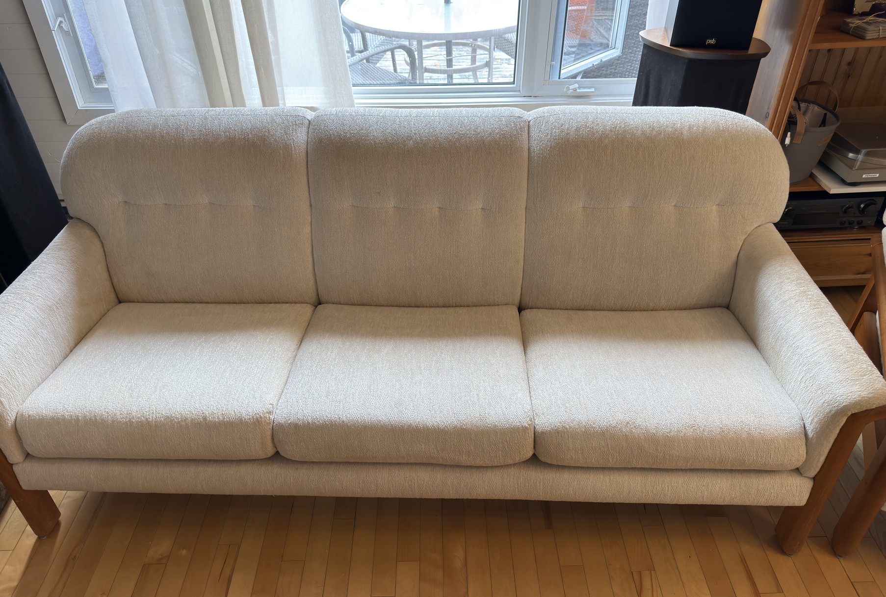 Sectional Sofa Cleaning in Ottawa: What You Need to Know