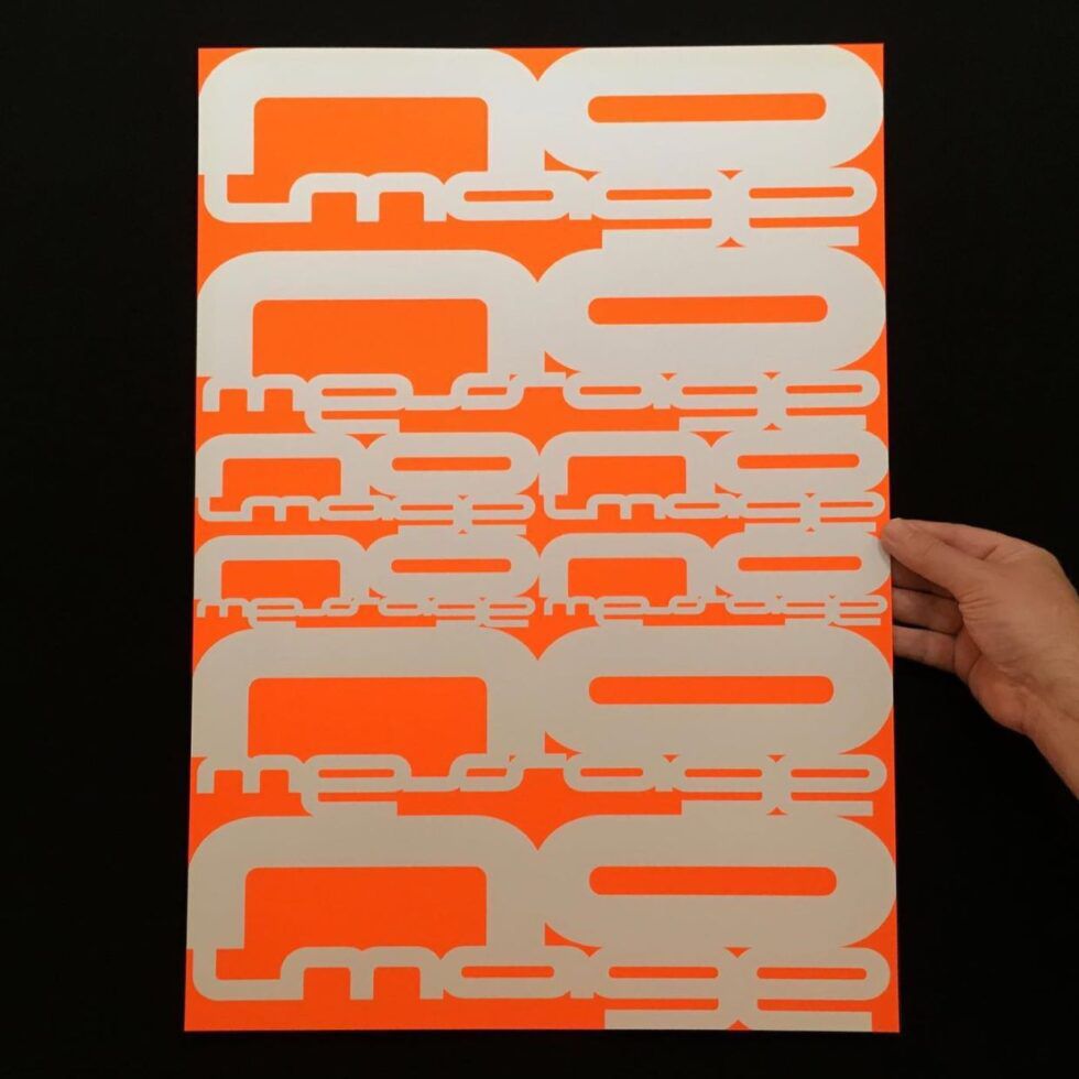 No image no message | Fluorescent paper edition