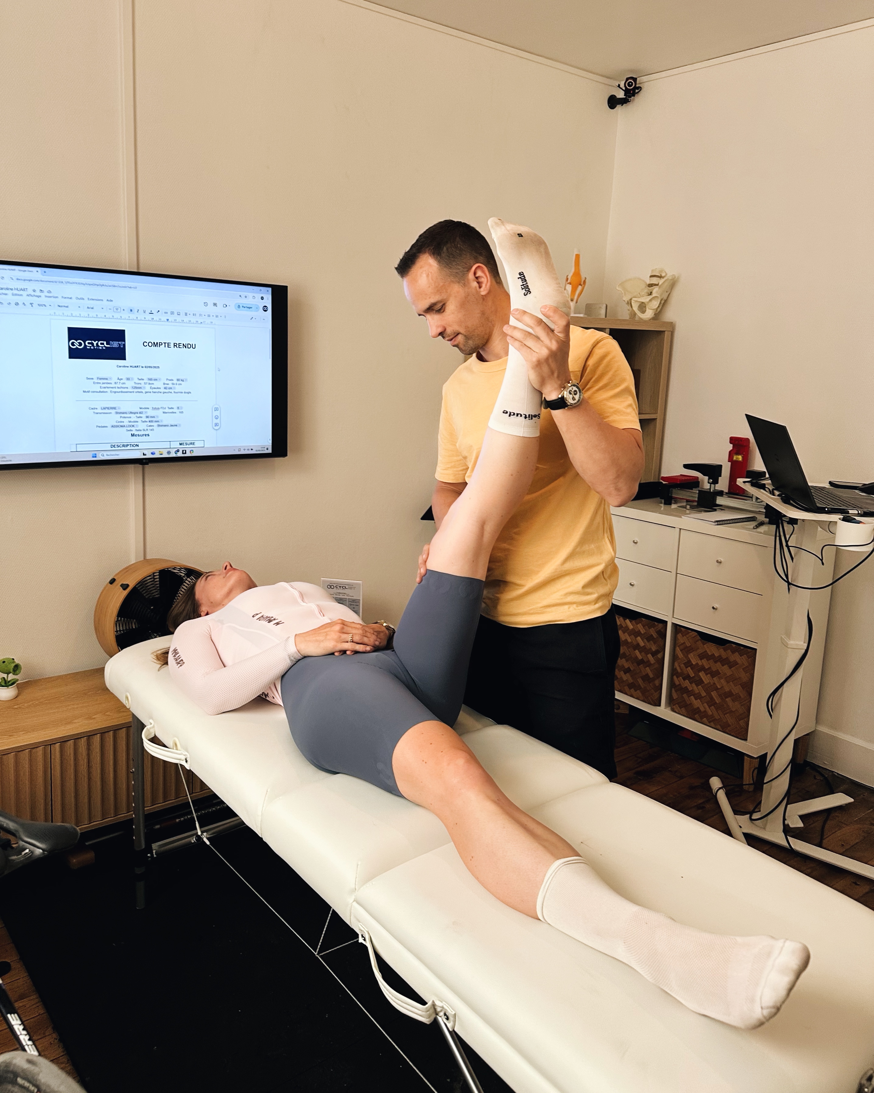 Examen fonctionnel avant analyse posturale dynamique – CYCLISTMotion Annecy