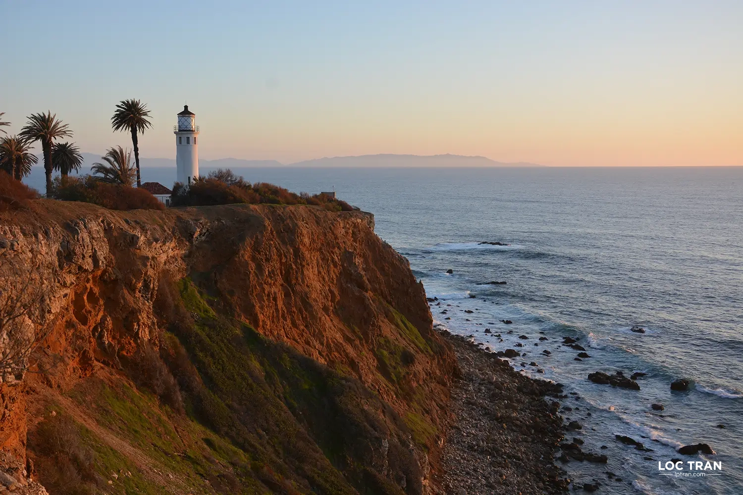 Palos Verdes sunset - photo by Loc Tran.