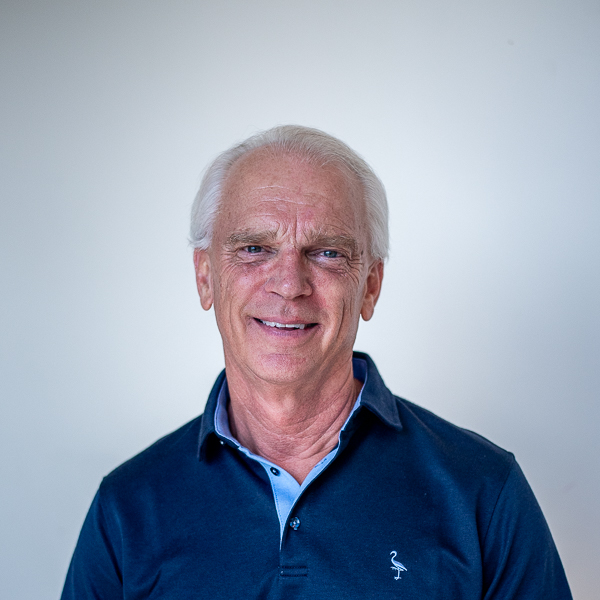 Dennis Mann