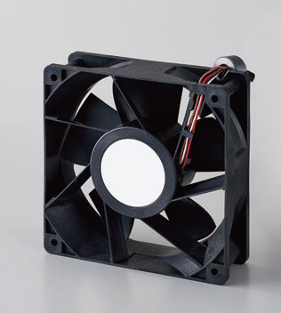 Highly durable radiator fan Abolishment of contact relay equivalent to IP68.