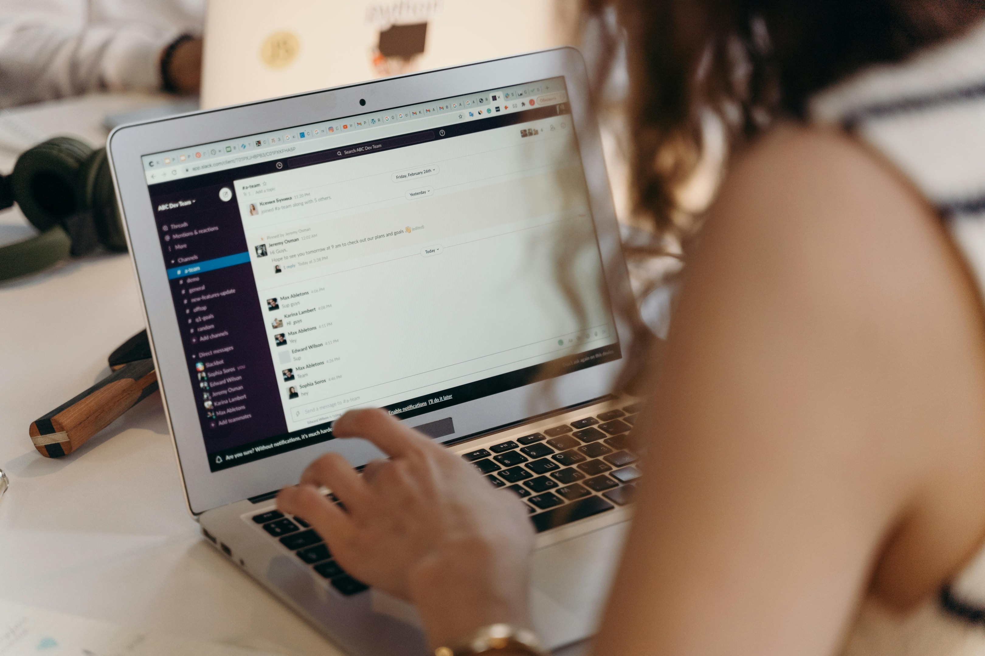 Why use Slack's message scheduler