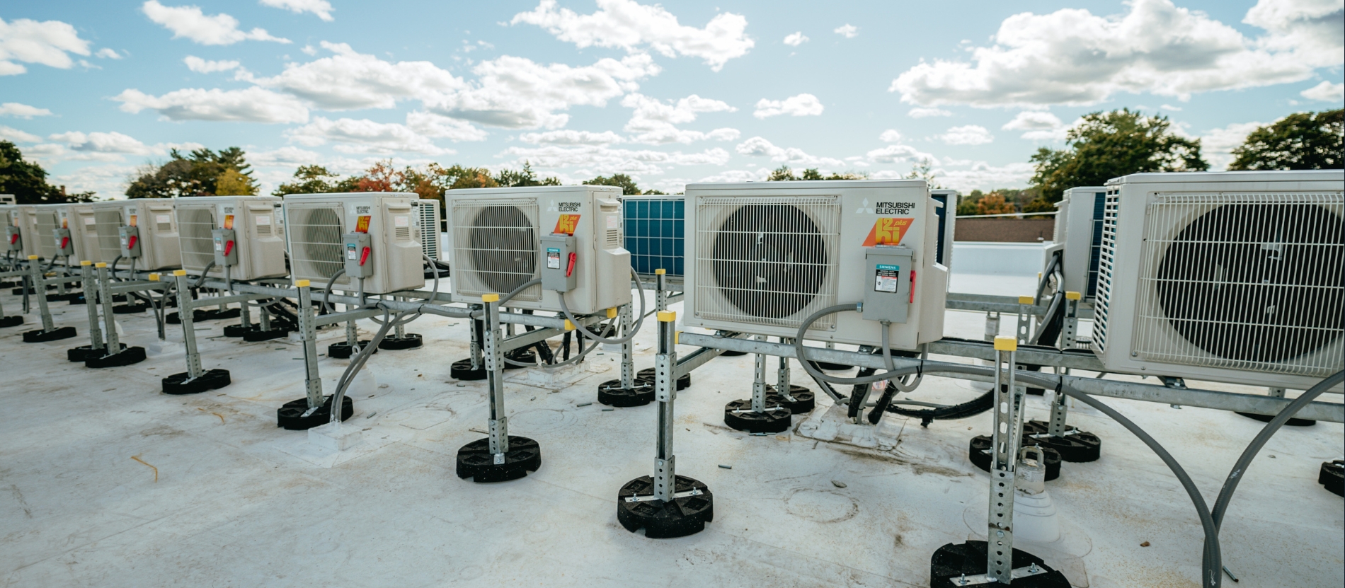 A image bank picture that represents better this Heat Pump service in question.