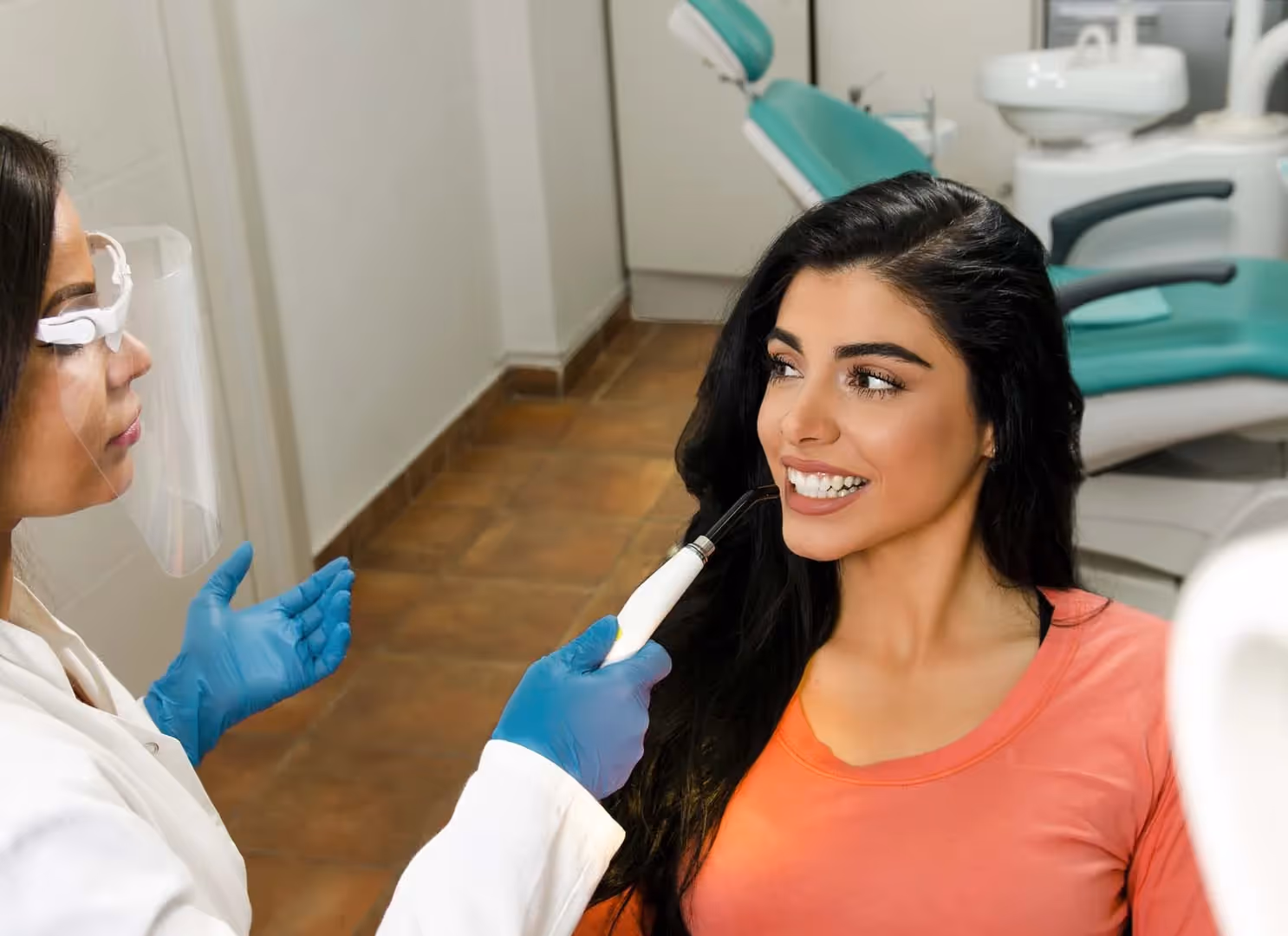 Cosmetic Dental Bonding 