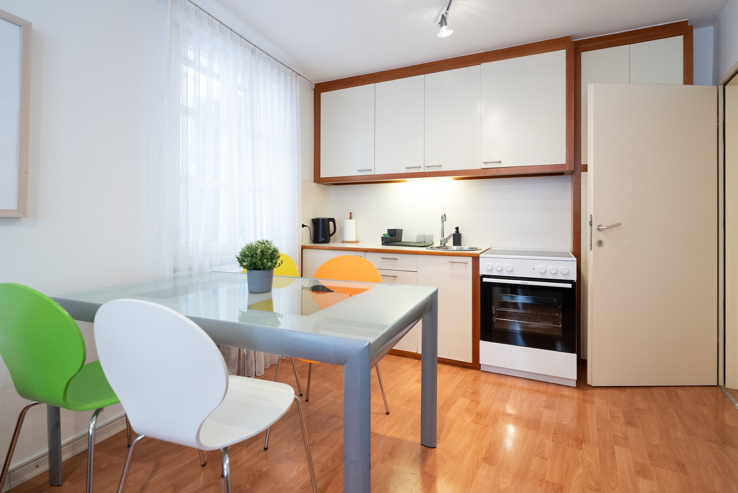 Apartment with Kitchen